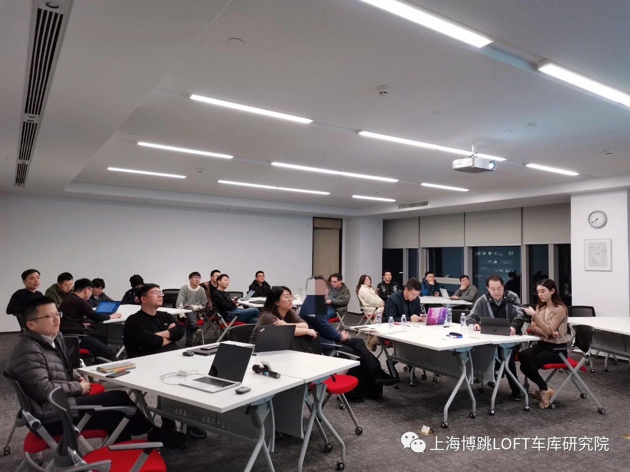 来宾杭州LOFT车库专题会